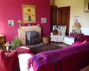 Farmhouse living room, spider free